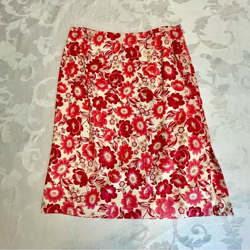Ann Taylor Floral Skirt, size 10